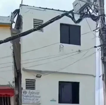 Colapsa vivienda en Villa Mella por deslizamiento de tierra; habría sido causado por una excavación Colapsa vivienda en Villa Mella por deslizamiento de tierra; habría sido causado por una excavación