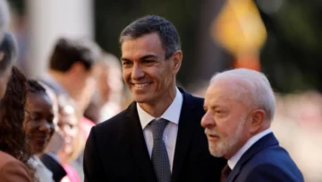 Pedro Sánchez reúne en Barcelona a líderes progresistas frente a la 