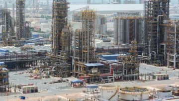 Qué tan poderosa es la OPEP y por qué la salida de Emiratos Árabes Unidos es un duro golpe al cartel que influye en el precio global del petróleo