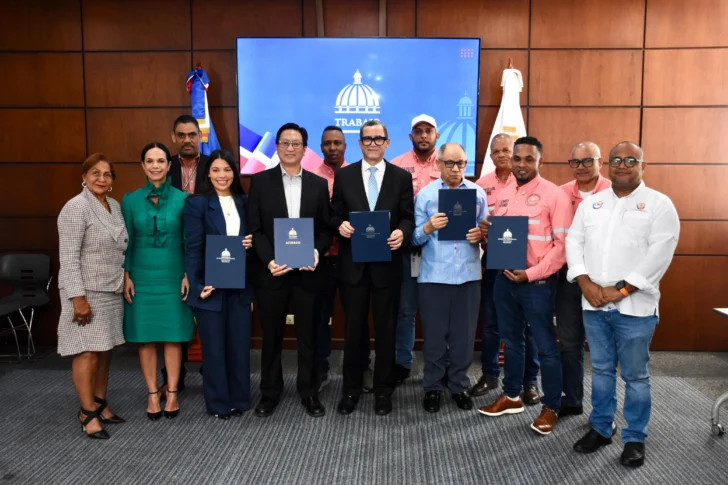 Cormidom y Sitracema firman convenio colectivo: aumentos anuales y recargos por nocturnidad