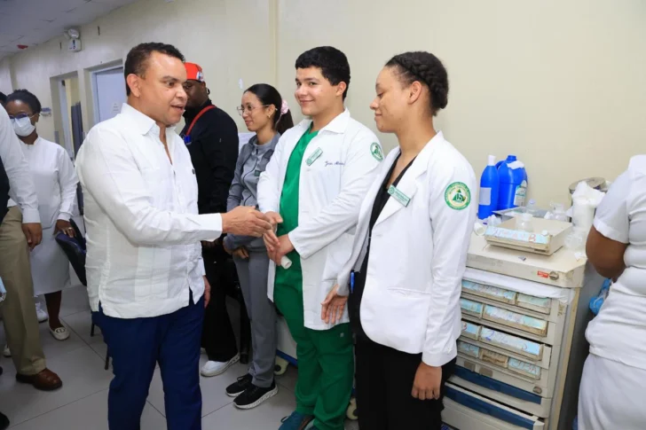 SNS da seguimiento a incidencias en Hospital Vinicio Calventi tras lluvias