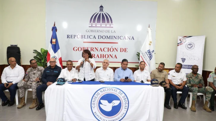 Refuerzan acciones antidrogas en la región Enriquillo con participación de 245 autoridades Refuerzan acciones antidrogas en la región Enriquillo con participación de 245 autoridades