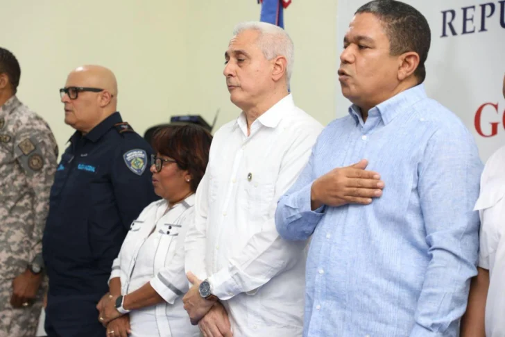 Refuerzan acciones antidrogas en la región Enriquillo con participación de 245 autoridades Refuerzan acciones antidrogas en la región Enriquillo con participación de 245 autoridades