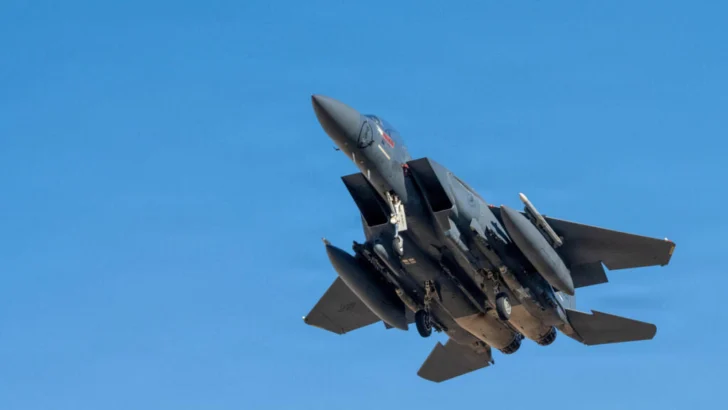 Irán dice haber derribado un segundo avión de combate de EE. UU.