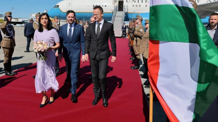 Elecciones legislativas en Hungría: JD Vance llega a Budapest para apoyar a Viktor Orbán