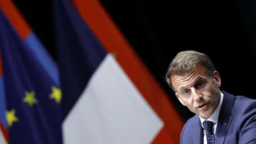 París y Londres buscan crear una misión internacional “pacífica” para reabrir el estrecho de Ormuz