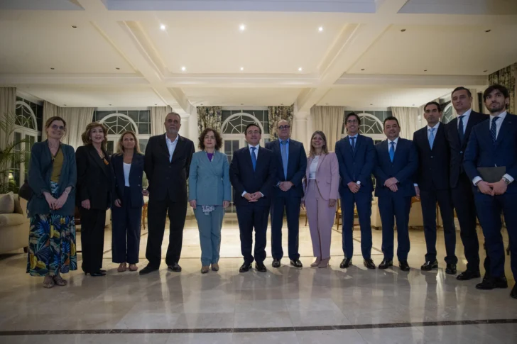 22f1039a3cba41f216b910e3f16b534055faed2ew-728x485