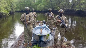 Ecuador eleva los aranceles a Colombia del 50 al 100 y escala la disputa por la seguridad fronteriza