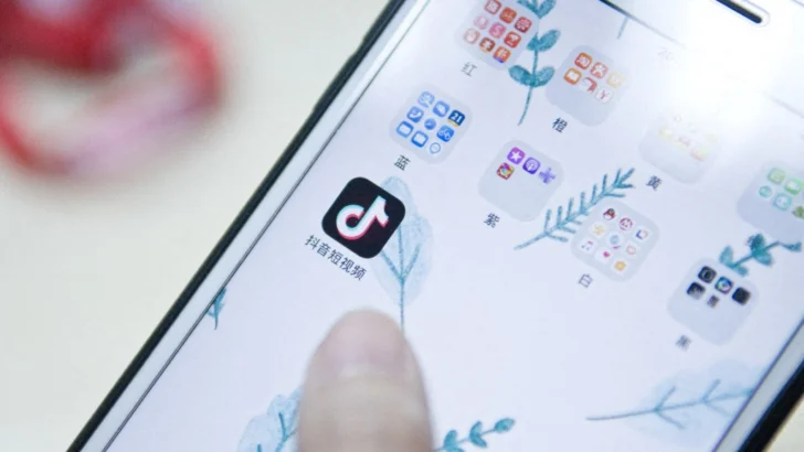 Avance global de China en IA desata preocupación medioambiental en Brasil