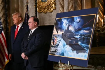 Secretario de Marina de EEUU destituido tras meses de disputas con el Pentágono