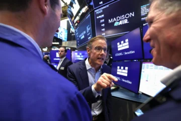 Wall Street cierra en verde y S&P 500 y Nasdaq marcan récord por segundo día consecutivo