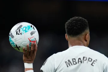 Real Betis – Real Madrid: Madrilistas se alejan más del Barcelona con empate y Mbappé pidiendo cambio