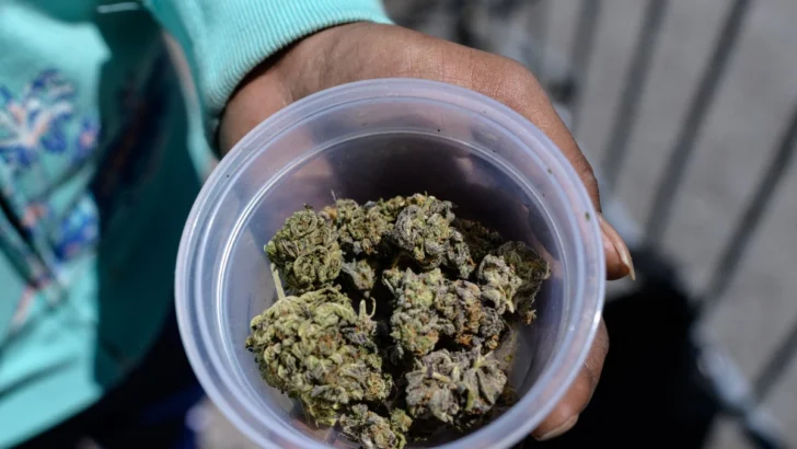 EEUU facilita acceso a la marihuana para uso medicinal