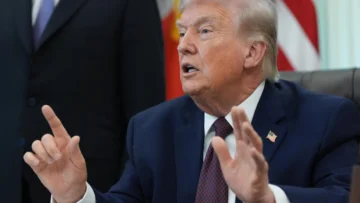 Trump se burla de Macron y fustiga la falta de apoyo en la guerra contra Irán