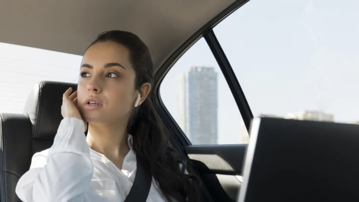 Usar el cinturón de seguridad reduce hasta un 50% el riesgo de muerte en accidentes Usar el cinturón de seguridad reduce hasta un 50% el riesgo de muerte en accidentes