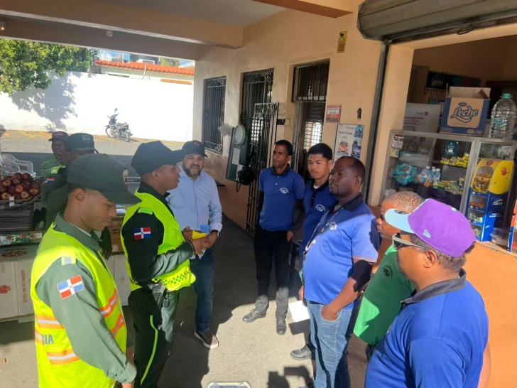 Operativo de Semana Santa: Digesett e Intrant realizan pruebas de alcoholimetría a conductores en San Pedro de Macorís y Hato Mayor