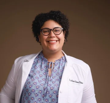 Especialista advierte sobre señales tempranas del cáncer de cabeza y cuello