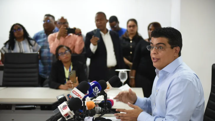 Fellito Suberví defiende obras de saneamiento de cañadas ejecutadas por la CAASD Fellito Suberví defiende obras de saneamiento de cañadas ejecutadas por la CAASD