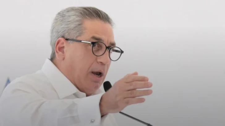 Hazoury llama a unidad nacional y destaca rol del turismo ante la crisis global