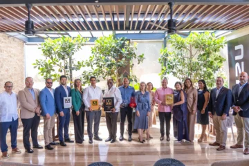 Reid & Compañía y Autocamiones reconocen a sus dealers con mejor desempeño en 2025