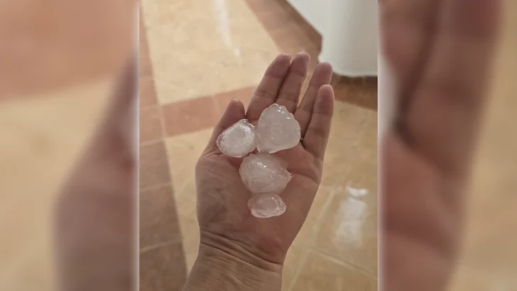 PUCMM explica causas de la granizada registrada en Bayahíbe durante vaguada del 13 de abril PUCMM explica causas de la granizada registrada en Bayahíbe durante vaguada del 13 de abril