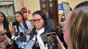 Contraperitaje en caso Jet Set genera choque de posturas entre abogados Contraperitaje en caso Jet Set genera choque de posturas entre abogados