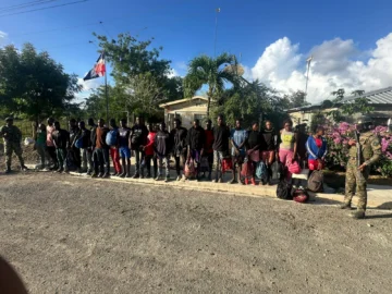 Ejército detiene emigrantes en operativos fronterizos en Dajabón, Montecristi y San Juan de la Maguana 