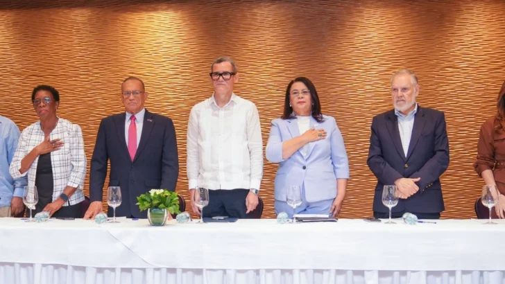 Infotep destaca capacitaciones en prevención de riesgos laborales durante congreso nacional de la CASC