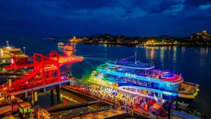 Mayor fabricante de baterías se enfoca en transporte marítimo