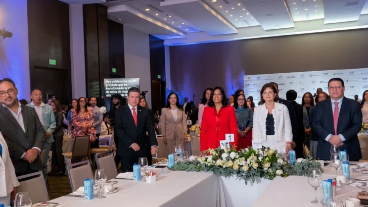 Impulso a mipymes lideradas por mujeres gana terreno como clave para la autonomía económica