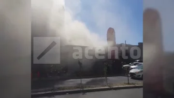 Incendio afecta restaurante en el Distrito Nacional la mañana de este lunes