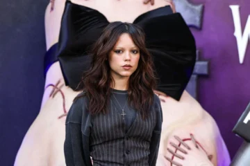 La tercera temporada de 'Wednesday' viaja a París