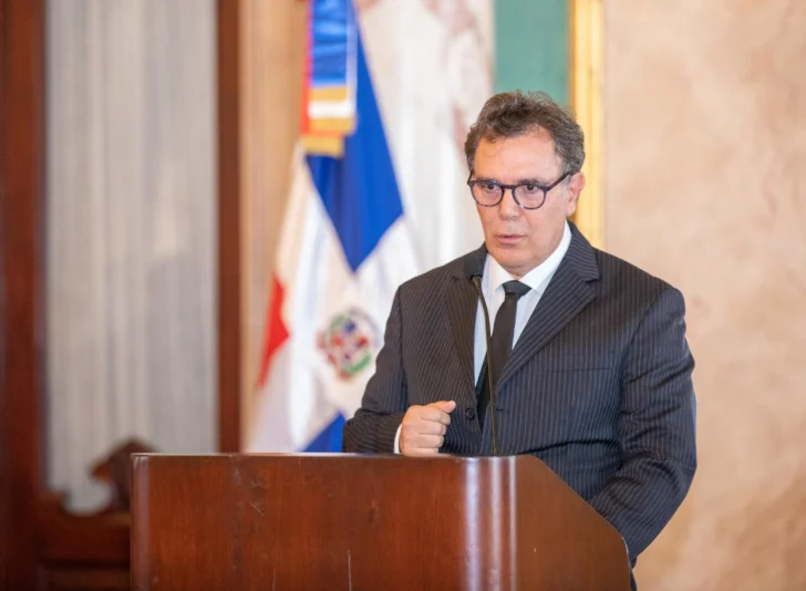  Jottin Cury David, presidente comisión Museo Histórico de la Gesta de Abril.