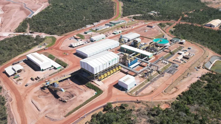 Empresa de tierras raras respaldada por Washington comprará minera brasileña