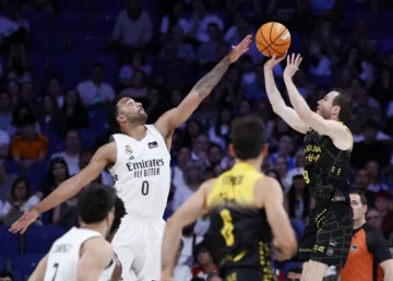 Marcelinho mostró cómo se gana al Madrid del dominicano Andrés Feliz