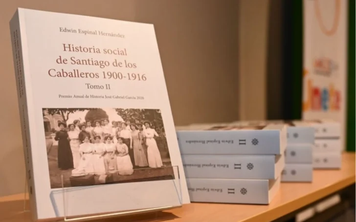 Portada-de-ensayo-Sosa-sobre-el-libro-728x455