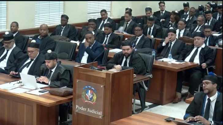 Retrasos y ausencias marcan audiencia contra los Espaillat en el Distrito Nacional