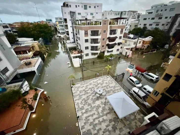 El cielo llora con todas sus fuerzas en aniversario de tragedia Jet Set; lluvias superan récord del 4 de noviembre de 2022