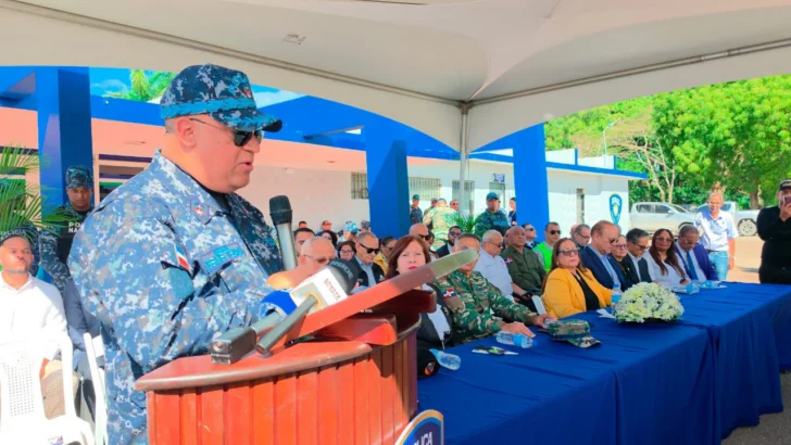 Unos 4500 agentes y voluntarios cuidarán Santiago en feriado santo