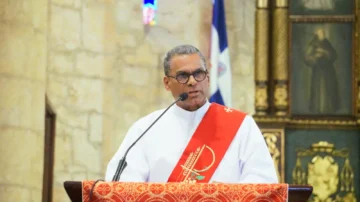 “Todo está consumado”: Diácono Juan Evangelista Rivas Morillo vincula la palabra final de Cristo con la crisis social y ambiental en RD
