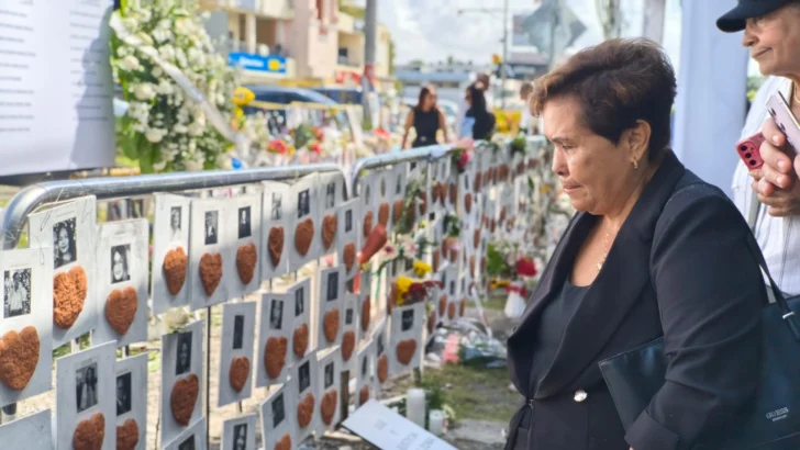 Con un día de retraso por las lluvias, familiares y sobrevivientes del Jet Set se reúnen en la Con un día de retraso por las lluvias, familiares y sobrevivientes del Jet Set se reúnen en la