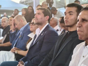 Eduardo Verástegui promete US$100 mil para levantar una capilla en el lugar donde colapsó Jet Set Eduardo Verástegui promete US$100 mil para levantar una capilla en el lugar donde colapsó Jet Set