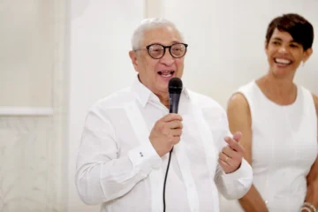 Héctor Gaud lanza “Esencia Naqueña” con propuesta de estabilidad, cultura y alivio económico para socios del Club Naco Héctor Gaud lanza “Esencia Naqueña” con propuesta de estabilidad, cultura y alivio económico para socios del Club Naco