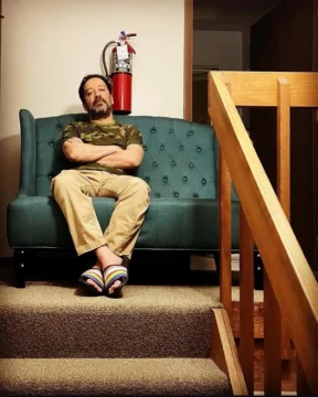 Hablando algo con ¿Juan Dicent o Dino Bonao?