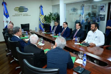 El diálogo cordial que se esperaba: Leonel y Paliza se reunieron… ¿Ya tenemos un plan? El diálogo cordial que se esperaba: Leonel y Paliza se reunieron… ¿Ya tenemos un plan?