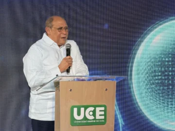 Mescyt plantea reformar la oferta académica ante crisis globales y avance tecnológico