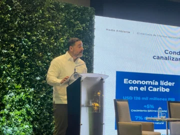 ¿Quién frenará las invasiones en las Dunas de Baní y qué papel jugarán la Armada y la Procuraduría?