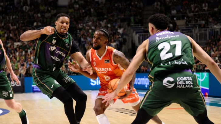 Jean Montero frustra al Unicaja de Chris Duarte y el Valencia conquista el Martín Carpena Jean Montero frustra al Unicaja de Chris Duarte y el Valencia conquista el Martín Carpena
