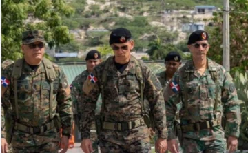 Alto mando supervisa frontera mientras la ONU despliega más fuerza antipandillas en Haití