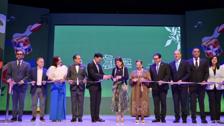 Vicepresidenta Raquel Peña inaugura Feria Regional del Libro Cibao 2026